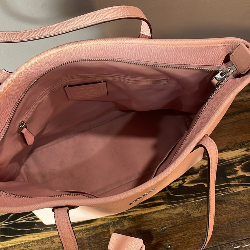Coach petal pink handbag nice shape some nics along handle as shown - beautiful! - Picture 9 of 17